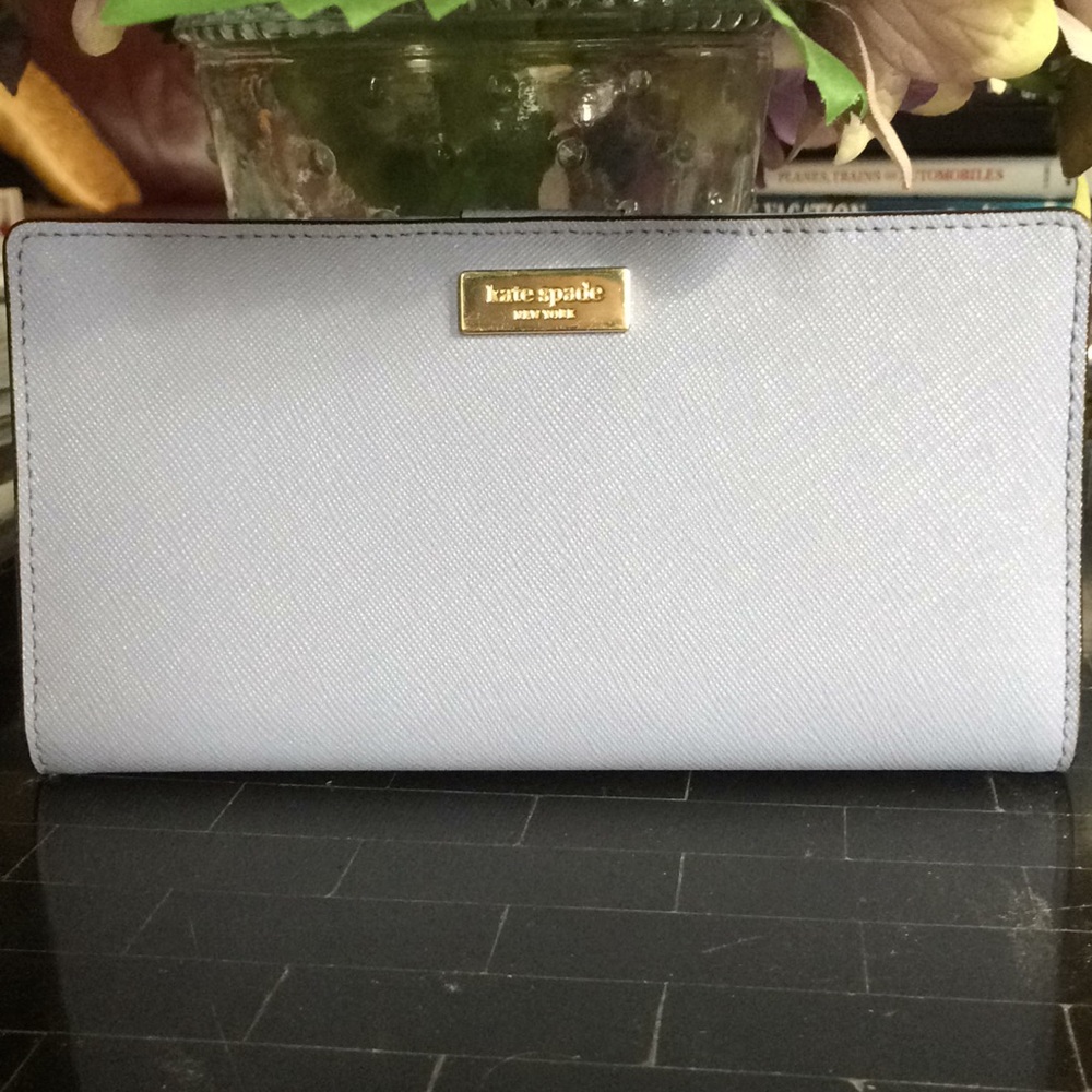 Kate Spade ♠️ Cameron Button Closure Wallet